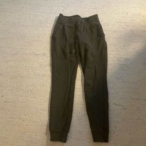 Lululemon joggers